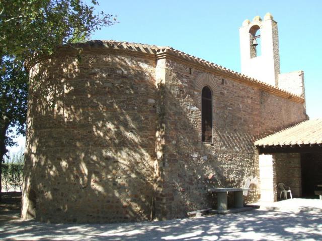Claira (Pyrénées-Orientales, Languedoc-Roussillon, France) : chapelle Saint-Pierre (XIème siècle, remaniée)