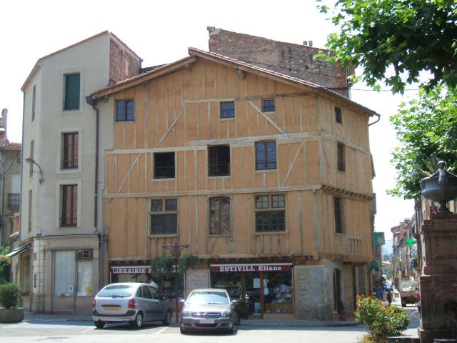 Prades (Pyrénées-Orientales, Languedoc-Roussillon, France) : maison Jacomet (à partir du XVème siècle)
