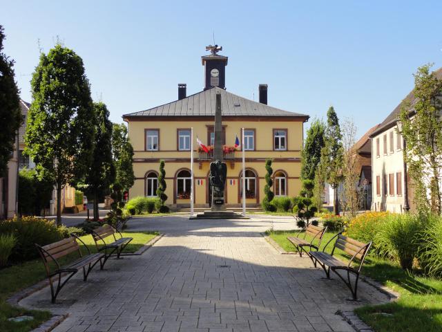 Cet édifice est répertorié dans la base Mérimée, base de données sur le patrimoine architectural français du ministère de la Culture, sous…