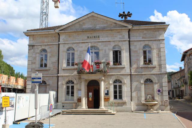 Mairie de Saint-Jean-le-Vieux, Ain.