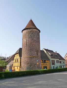 Tour des Suédois à Reichshoffen (Bas-Rhin). Altitude : 178 m. Construction au XIVe-XVe s. Restauration en 2007.