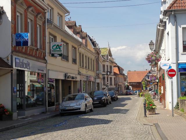 Alsace, Bas-Rhin, Erstein, Rue Mercière