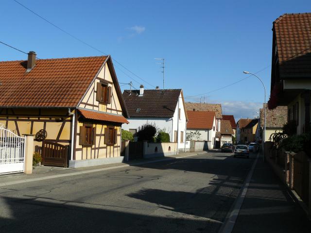 La rue principale à Wittisheim