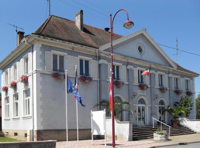 Cet édifice est répertorié dans la base Mérimée, base de données sur le patrimoine architectural français du ministère de la Culture, sous…