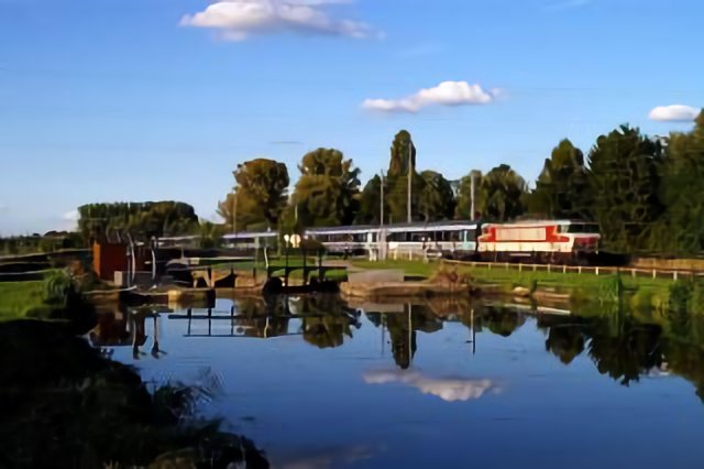 SNCF BB 15017 et le Canal Rhine - Rhone