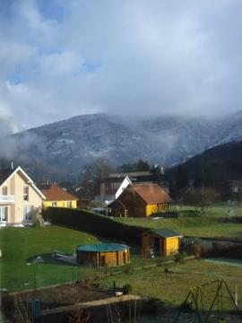 Maisons oderenoises au pied des monts