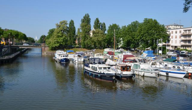Port de plaisance de Mulhouse sur le canal du Rhône au Rhin, Haut-Rhin, Alsace, France