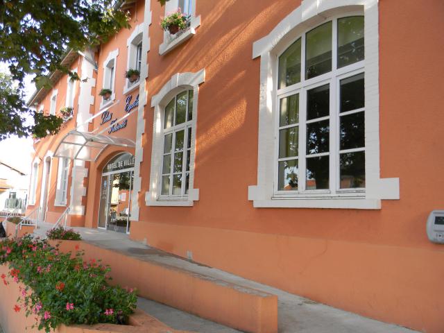 Hôtel de ville de Jonage.