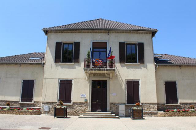 Mairie de Pusignan.