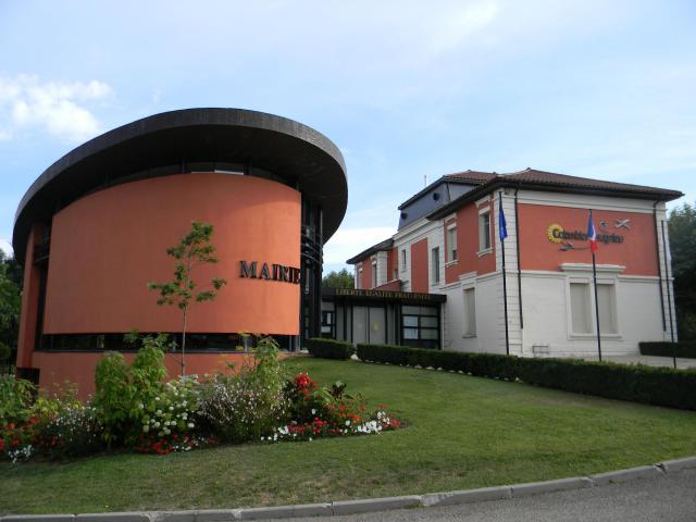 Mairie de Colombier-Saugnieu.