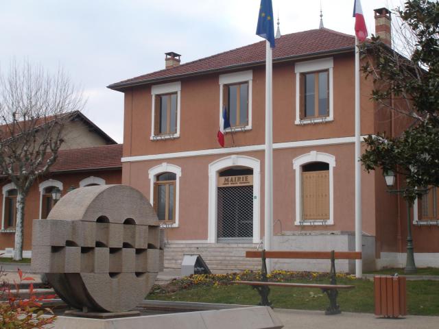 Chaponnay (69) : la mairie
