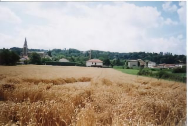 Le village - 1999