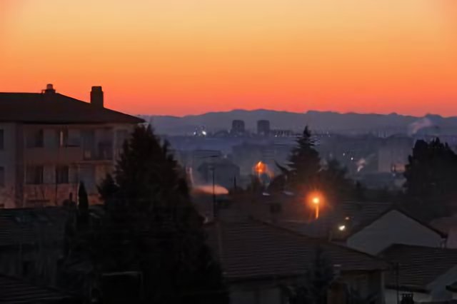 Vue sur l'est et les Alpes