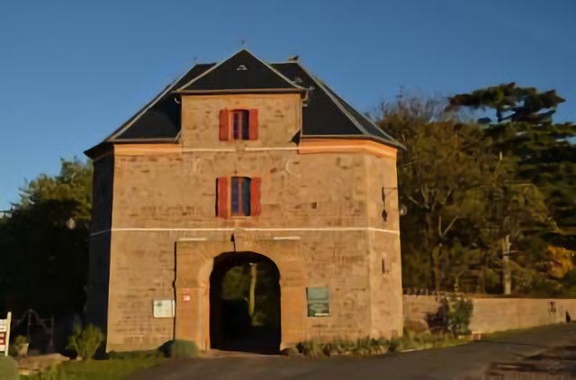 Porte Genelard - Château de Montmelas Saint-Sorlin (Rhône)