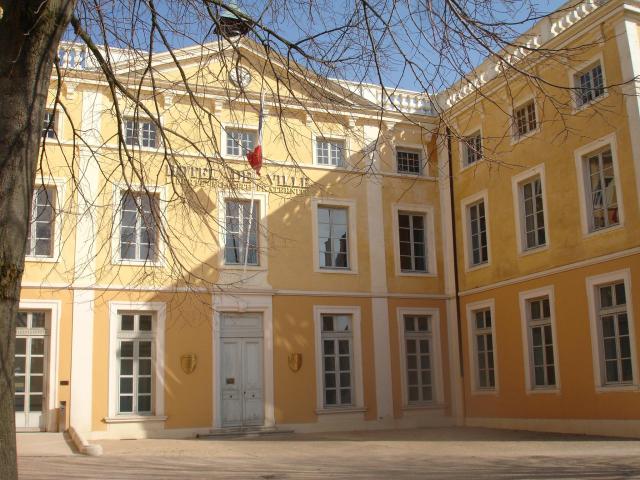 Saint-Symphorien-d'Ozon : la mairie
