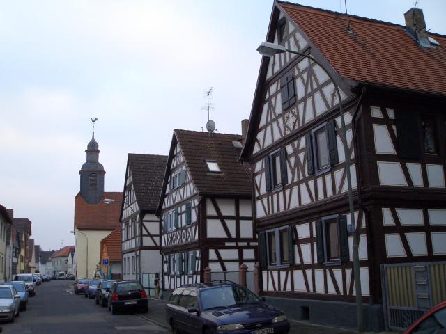 Evangelische Kirche von 1751 mit Ortskern