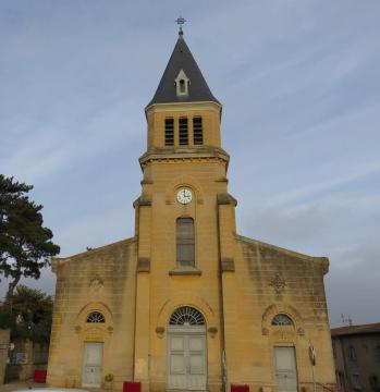 Église Saint-Martin de Thurins (Rhône, France).