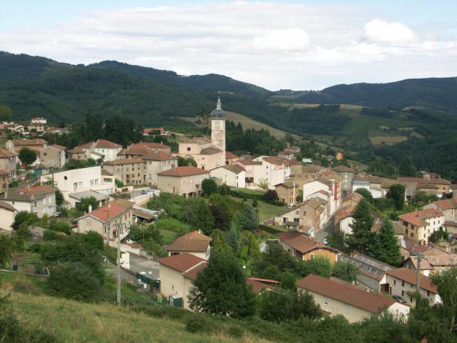 Vue du village de Grandris, dans le département du Rhône