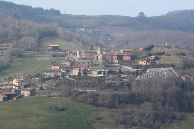 Vue de Cenves depuis le col de Gerbet.