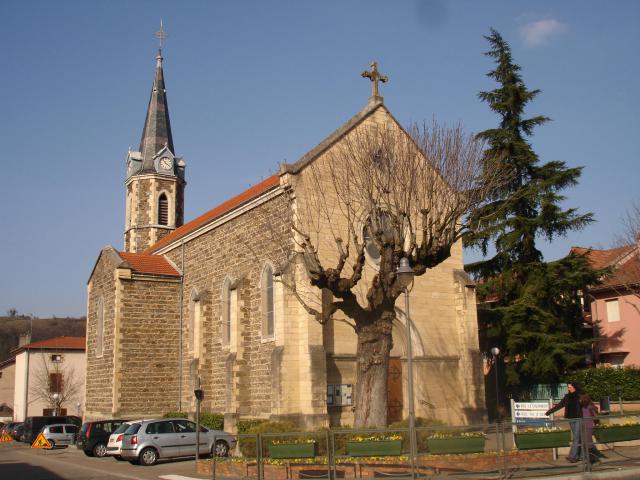 Sérézin-du-Rhône : l'église vue générale