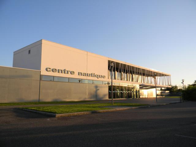 Centre nautique de Décines-Charpieu.