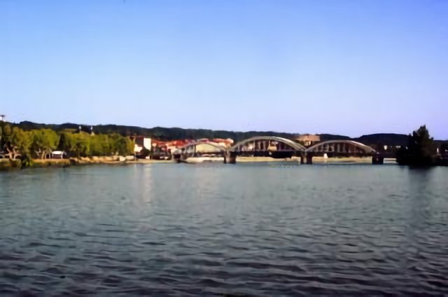 Neuville-sur-Saône: La Saône