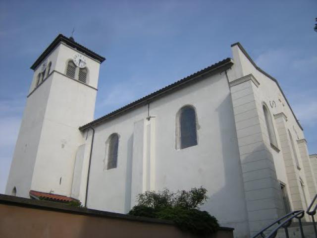 Loire sur Rhône façade nord de l'église
