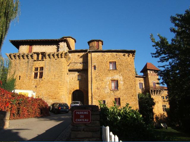 Château de Chessy-Les-Mines, dans le Beaujolais (France)