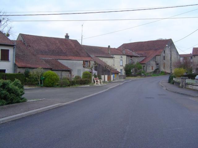 Entrée du village depuis Faverney
