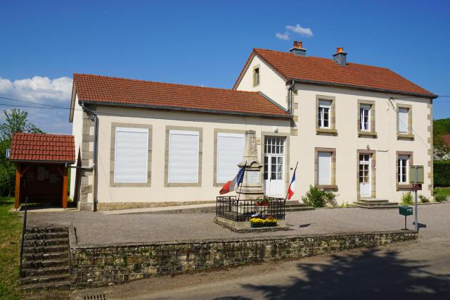 Mairie de Châteney.