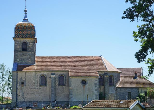 L'église de La Villeneuve-Bellenoye-et-la-Maize.