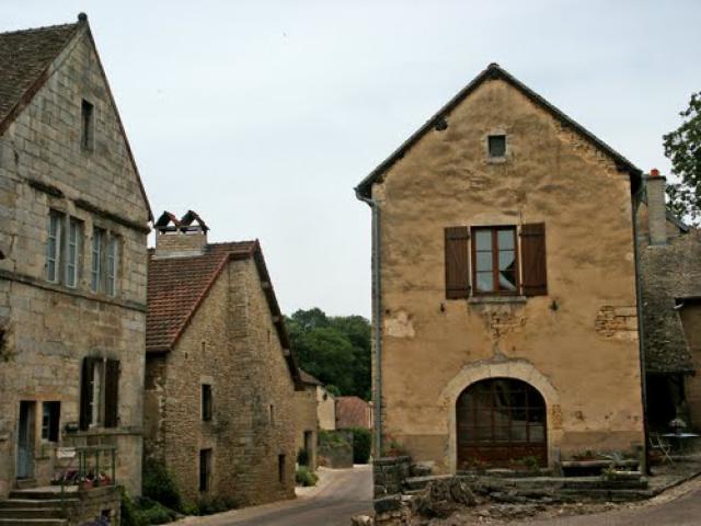 FONDREMAND - MAISONS ANCIENNES