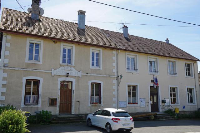 Mairie de Granges-la-Ville.