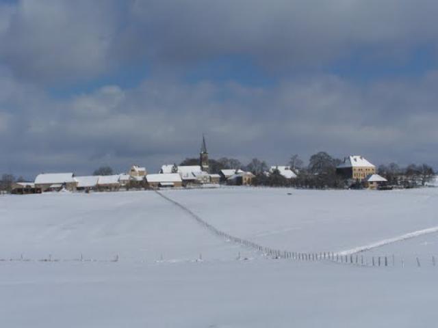 Contreglise sous la neige