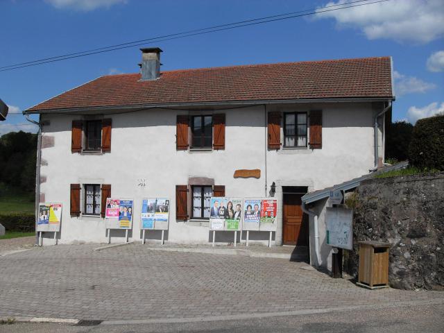 La mairie de Beulotte-Saint-Laurent