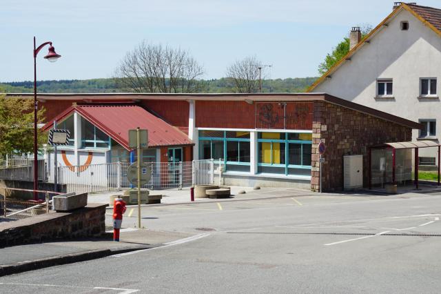 L'école de Granges-le-Bourg.