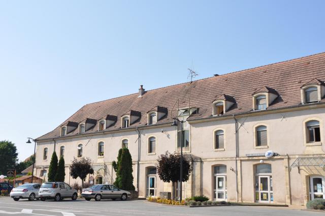 Cet édifice est répertorié dans la base Mérimée, base de données sur le patrimoine architectural français du ministère de la Culture, sous…