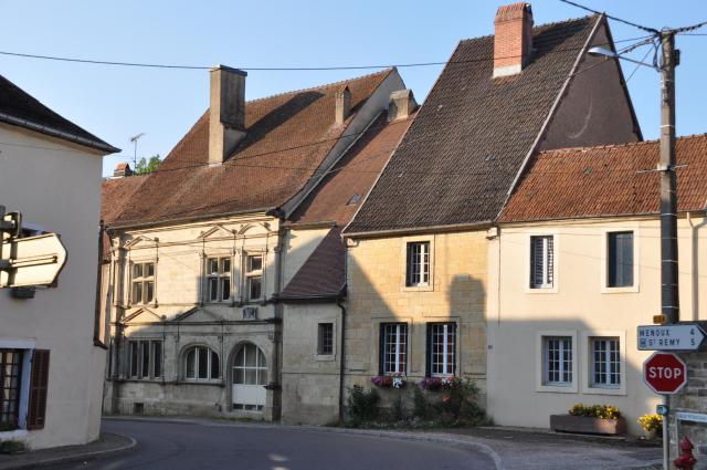 Cet édifice est répertorié dans la base Mérimée, base de données sur le patrimoine architectural français du ministère de la Culture, sous…