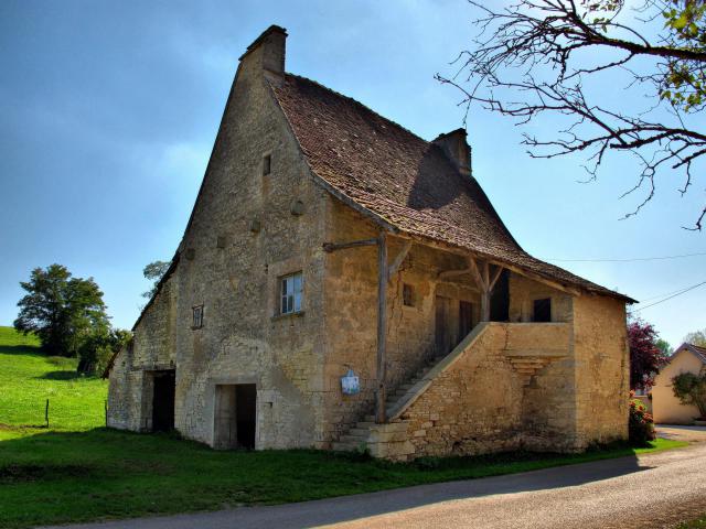 Cet édifice est répertorié dans la base Mérimée, base de données sur le patrimoine architectural français du ministère de la Culture, sous…