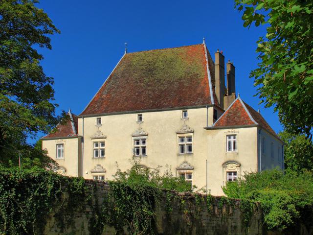 Cet édifice est répertorié dans la base Mérimée, base de données sur le patrimoine architectural français du ministère de la Culture, sous…