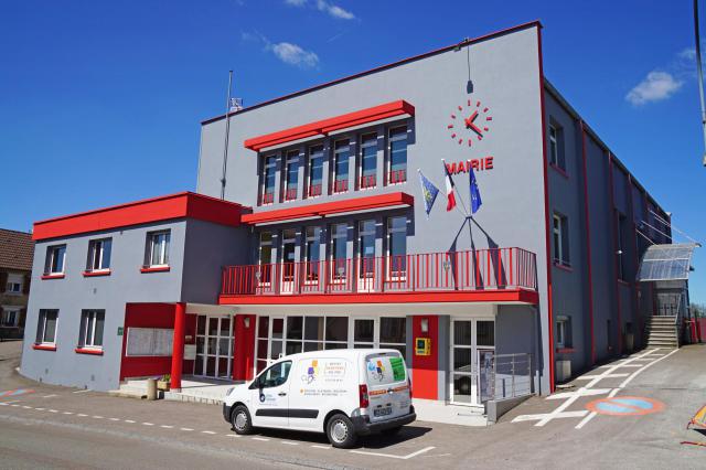 La mairie de Mélisey (Haute-Saône).