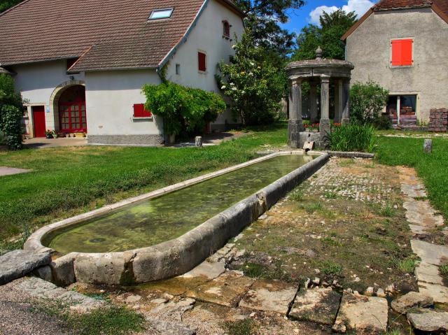 Cet édifice est répertorié dans la base Mérimée, base de données sur le patrimoine architectural français du ministère de la Culture, sous…