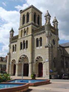 Eglise Notre-Dame de la Providence à Digoin, Saône-et-Loire, France