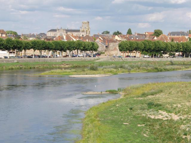 Digoin vu de la Loire, Saône-et-Loire, France