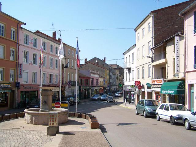 Centre-ville de la commune de Chauffailles en Saône-et-Loire.