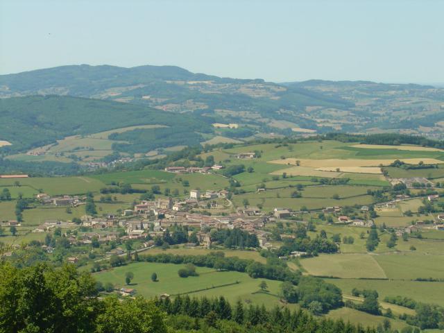 Village de Tramayes vu depuis le signal de la Mère Boîtier (758m)