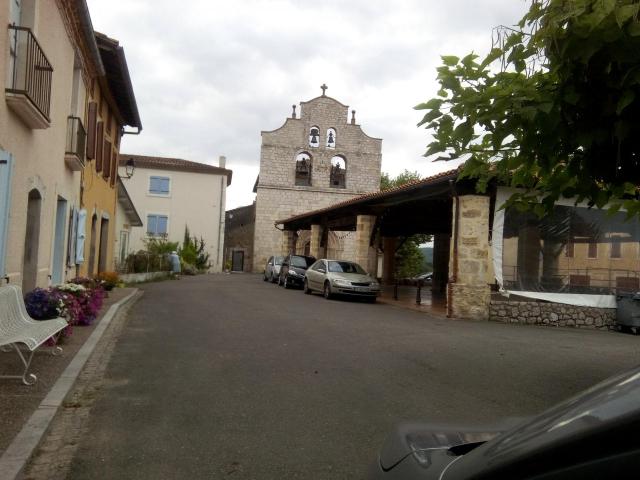 Fabas halle et église