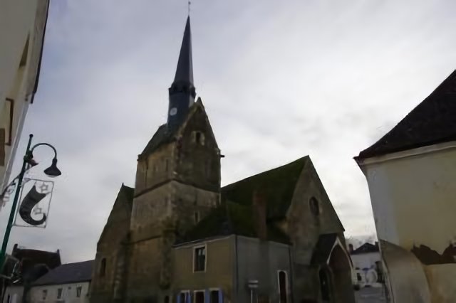 Église Saint Médard de Dollon