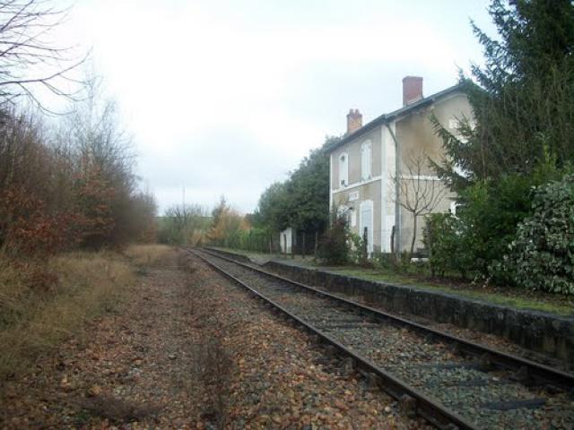 gare de Chenu