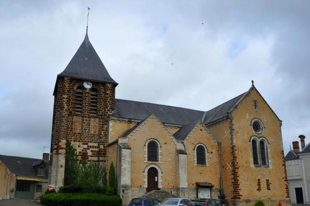 Eglise Saint-Martin d'Yvré-le-Pôlin (Sarthe)